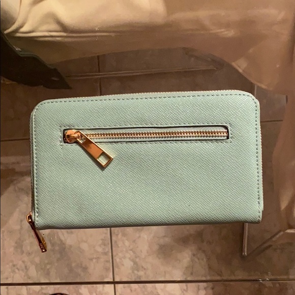 Aldo Wallet - Picture 1 of 3